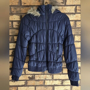 Rue21 navy blue puffer jacket faux fur trimmed hood